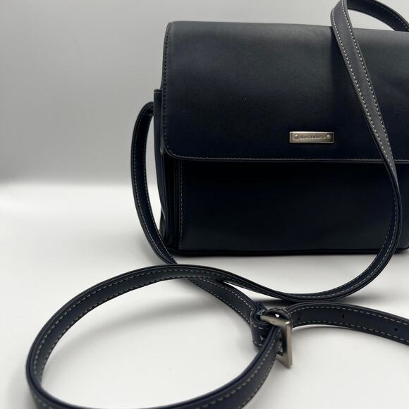 Navy crossbody shoulder bag with silver details - Picture 2 of 5